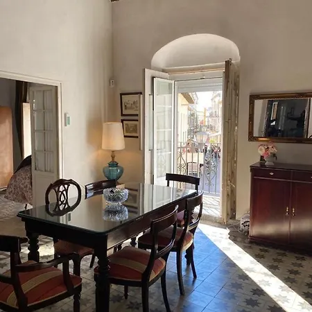 Gran Casa Senorial De 300m En Centro Historico Appartement El Puerto de Santa María